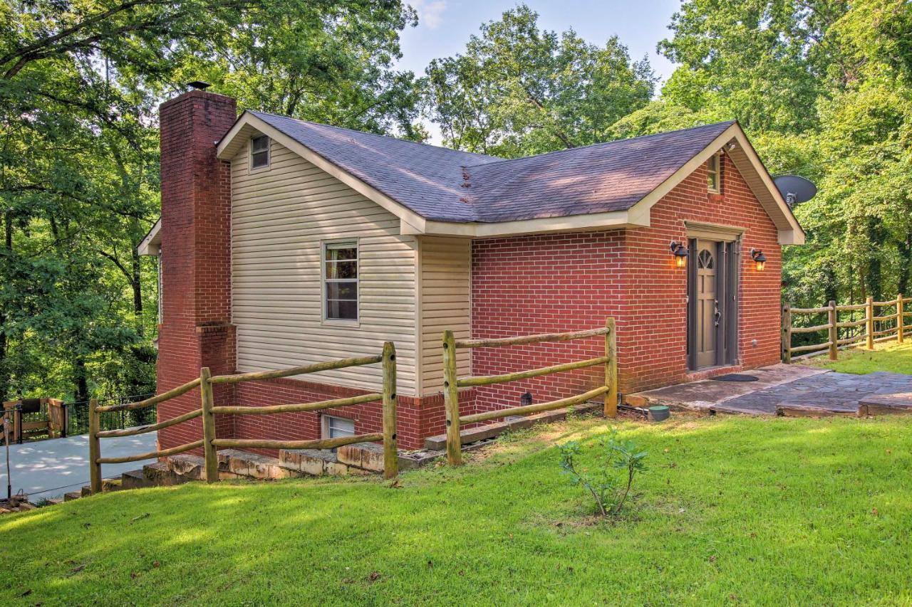 Spacious Georgia Getaway With Dock On Lake Lanier! Gainesville Exterior foto